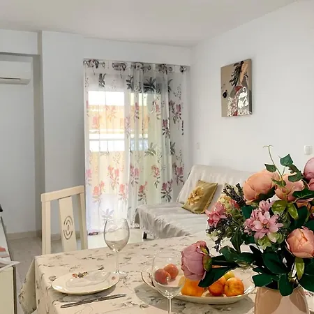Apartment Jardin En El Centro De